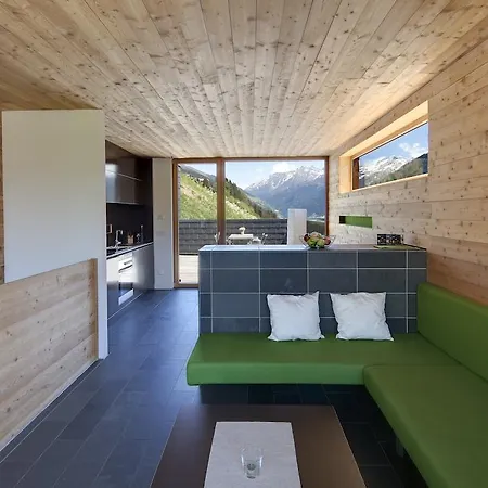 Aradira Apartment *